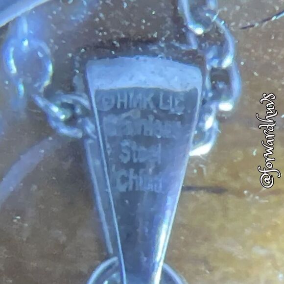 18-Inch Stainless Steel HLK Necklace with Cat Pendant - Picture 5 of 6